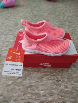 Nike Aqua Sock 360  size 5C Atomic Pink *NEW*